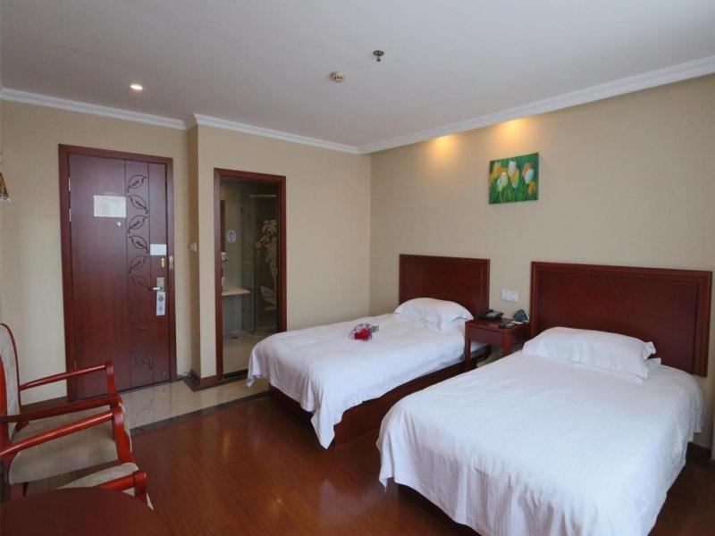 Greentree Inn Shanghai Pudong Airport Huaxia East Road Railway Station Shell Hotel المظهر الخارجي الصورة