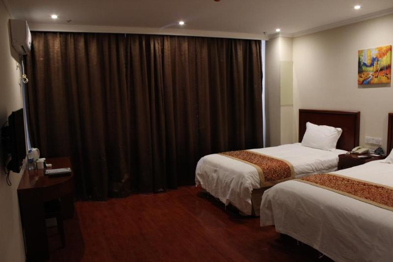 Greentree Inn Shanghai Pudong Airport Huaxia East Road Railway Station Shell Hotel المظهر الخارجي الصورة